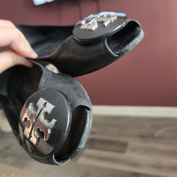 Tory Burch Black Leather Low Wedge Shoes - Picture 4 of 9